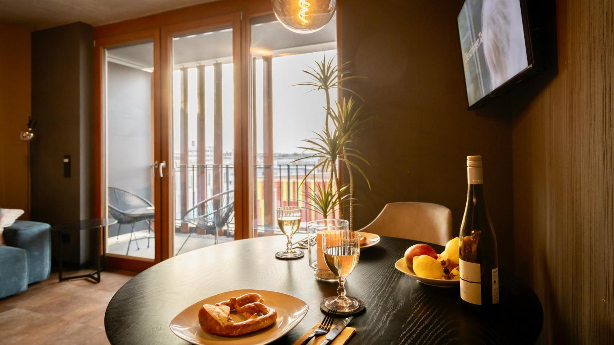 Stadthaus Neckarsulm Serviced Apartments - Stadthaus Heiner Екстер'єр фото